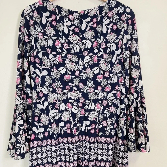 Eliza J Boat Neck Bell Sleeve Floral Navy Shift Dress - Picture 10 of 12